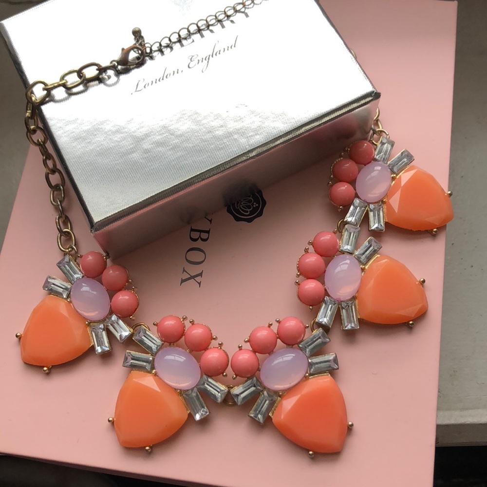 Gorgeous Statement Necklace